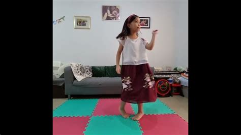 Ba Ingles Folk Dance By Andi G Youtube