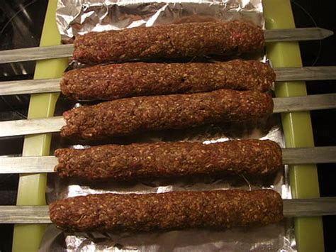 Mustafa kemal paşa bulvarı no:8 i̇l sağlık müdürlüğü 01230 yüreğir/adana telefon: Spieß-Sonntag Adana Kebab | Grillforum und BBQ - www ...