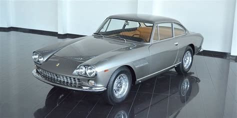 It is powered by a naturally aspirated engine of 4 litre capacity. 1964 Ferrari 330 GT - 2+2 Series I | Classic Driver Market