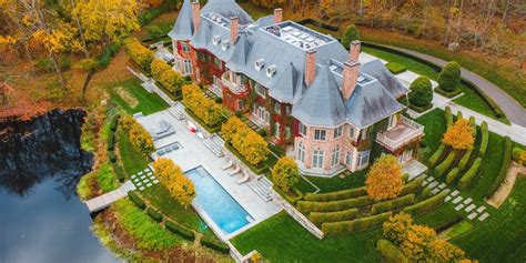 A Connecticut Mansion With An Underground Garage For At Least 20 Cars