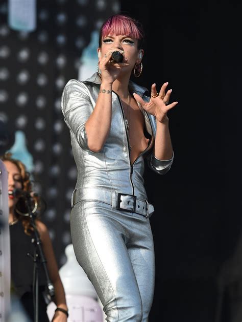 Lily Allen Performs At V Festival At Hylands Park August 2014