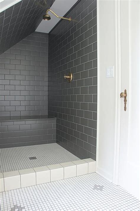 Your shower ceiling height could be anywhere from 7 to 10 feet in height. Tiled Shower Ceiling Design Ideas