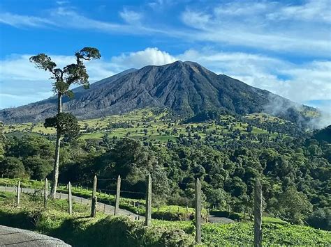 Visita Al Parque Nacional Volcán Turrialba Costa Rica Viajeros Ocultos