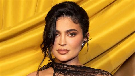 Watch Access Hollywood Highlight Kylie Jenner Regrets Sharing ‘too