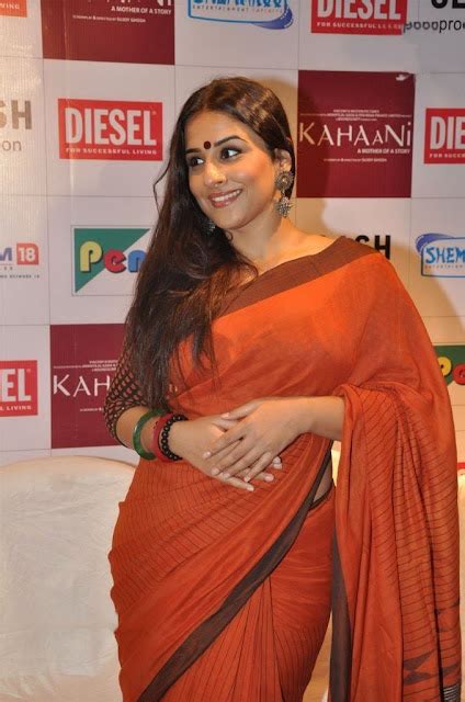 Vidya Balan Nice Outfit In Latest Saree At Kahaani Dvd Launch Stills ~ Crazy Filmz