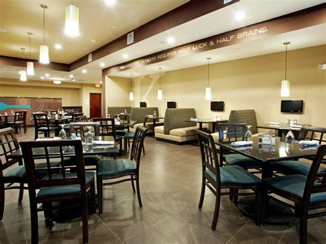 Restaurants in Hammond, LA | Holiday Inn Hammond