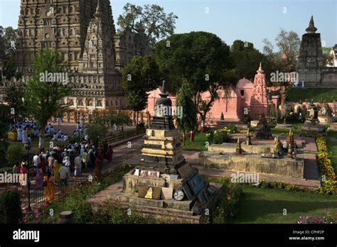 Mahabodhi Temple Bodh Gaya Bihar India Stock Photo Alamy