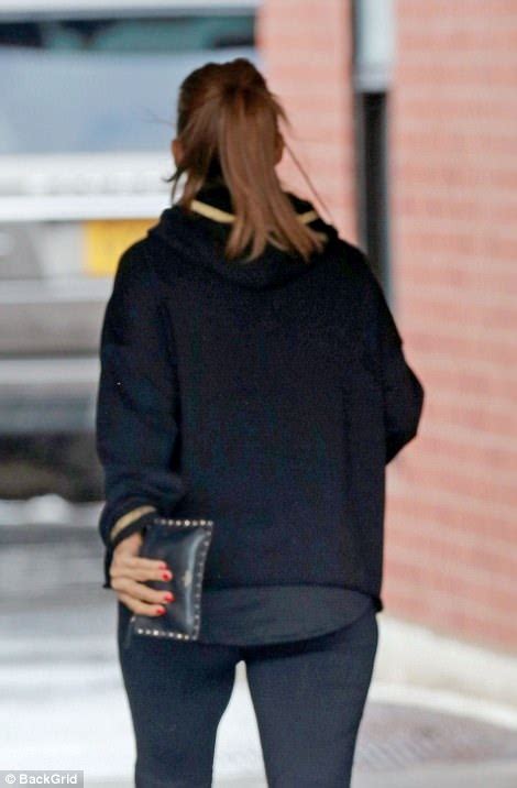 After a shocking loss followed by an easy win, the americans finish group play against the aussies needing a. Photos: Wayne Rooney's pregnant wife Coleen ditches her ...