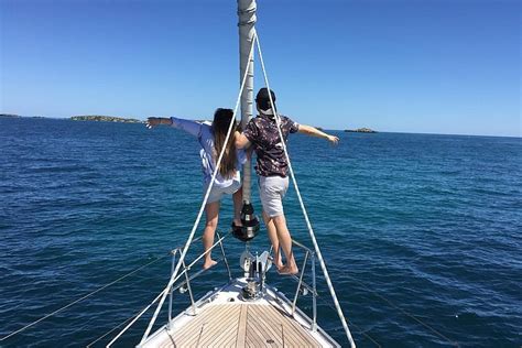 Barefoot Sailing Adventure Fremantle Australia