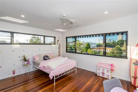 Find furniture & decor you love at hayneedle, where you can buy online while you explore our room designs and curated looks for tips, ideas & inspiration to help you along the way. Renovation Burleigh Heads - Beach Style - Kids - Gold ...