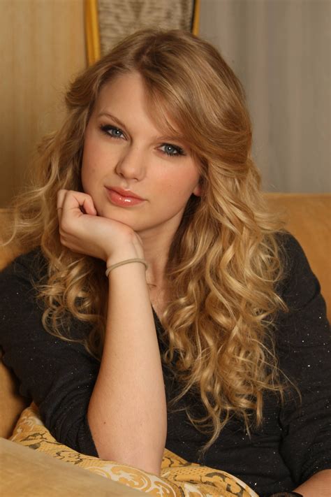 Taylor Swift Women Blonde Curly Hair Blue Eyes Hd Wallpapers