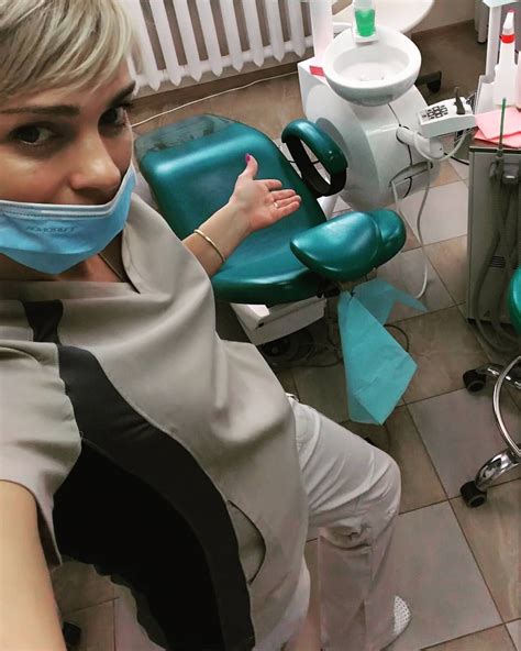 Bitte Platz Nehmen Dentist Dental Nurse Uniform