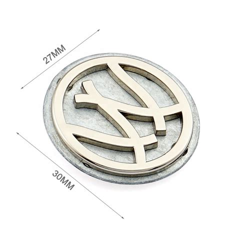 High Quality Custom Oval Shape With Hollow Logo Metal Plate For Bags