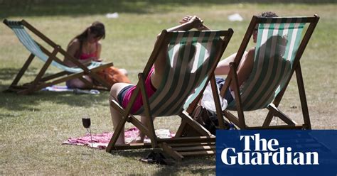 Britain Basks In A Heatwave In Pictures Uk News The Guardian