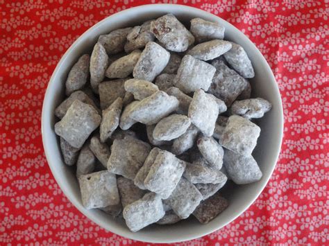 Chex mix puppy chow is in 9 cups chex mix 1 cup chocolate chips 1/2 cup peanut butter 1/4 cup butter 1/4 teaspoon vanilla 1 1/2 cup powdered sugar. Puppy Chow (With images) | Chex mix puppy chow, Puppy chow ...