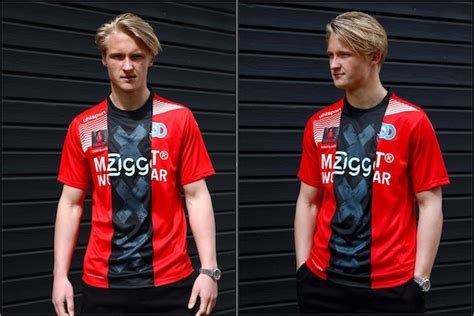 Na 119 wedstrijden en 45 goals vertrekt de deen uit amsterdam om in het franse nice te. Dolberg Nice - In nice since august 2019. - serunya ...