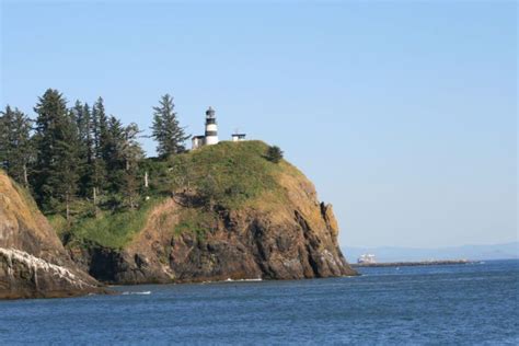5 magical lighthouse hikes in washington you must experience washington hikes lighthouse hiking