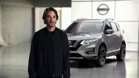 The maximum tosing capacity of the 2014 nissan rogue is 1000 lbs. Nissan Rogue Commercial Actors ~ Perfect Nissan