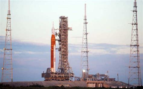 Nasa Artemis I Mission Rocket Spacecraft Back On Pad 39b At Kennedy