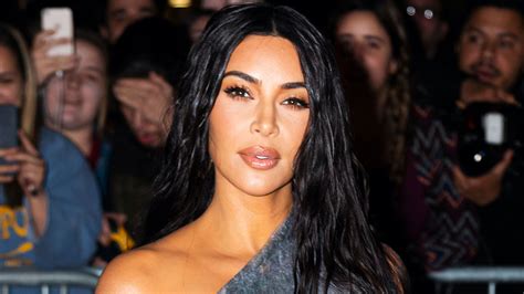 kim kardashian wore a classic french manicure to her 40th birthday bash — see the photos allure