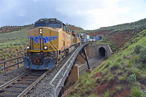 Curvo The Transcontinental Railroads Mainline Challenge In Utah