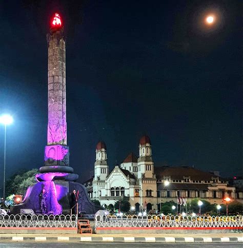 Menikmati Indahnya Tugu Muda Semarang Di Malam Hari Depost Jogja