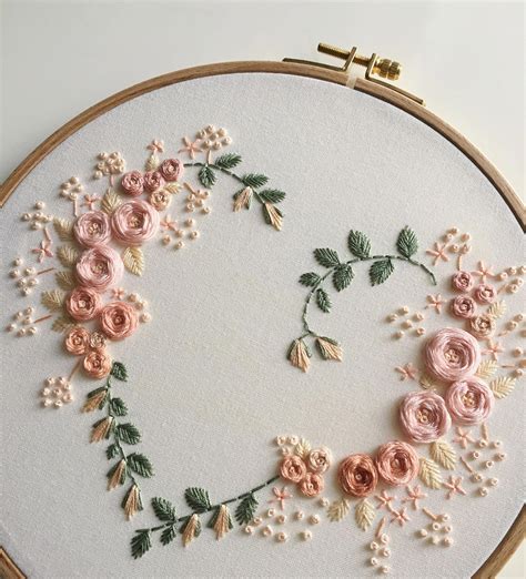 Embroidery Projects Embroiderypatterns Embroidery Flowers Pattern