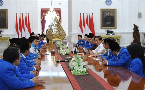 Bagaimana jejaknya dalam tradisi islam di indonesia? Sekretariat Kabinet Republik Indonesia | Terima PB PMII ...