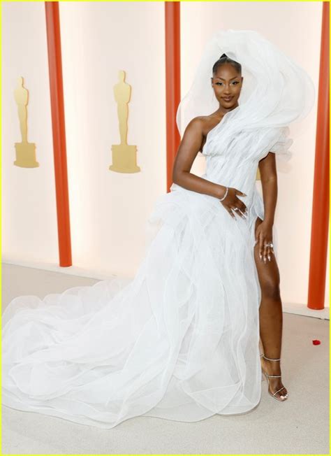 Best Dressed At Oscars These Celebs Brought Their Fashion A