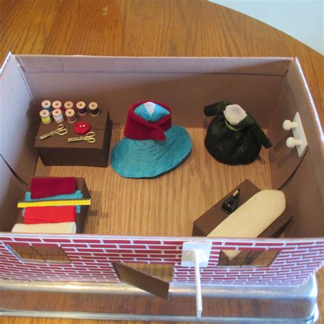 Chloes 5th Grade Colonial Project Shoebox Shoe Box Projects Fun