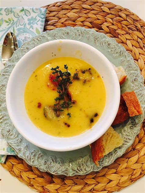 The whole family loved it, even the picky ones! Acorn squash soup with Aidell's chicken apple sausage - The Style Sisters