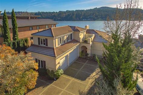 3458 Lakeview Blvd Lake Oswego Or 97035 Mls 17567895 Redfin