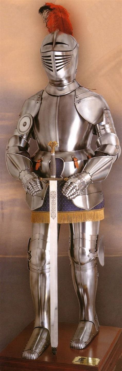 Smooth Medieval Armour Medieval Armor Of Toledo Spain