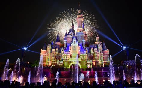 Shanghai Disney Resort Hosts Spectacular One Year Anniversary