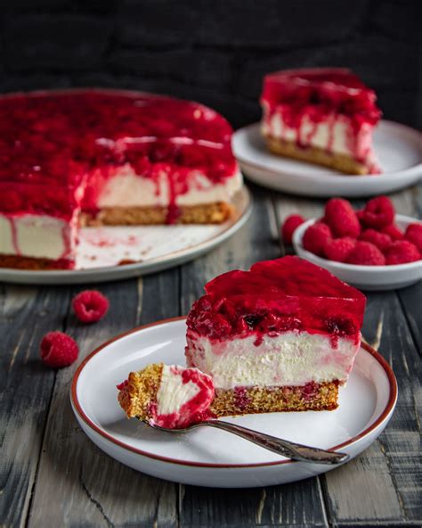 Wenn es schnell gehen muss, ist dieser schüttelkuchen perfekt geeignet. Himbeer - Mascarpone Kuchen - Tinas Küchenzauber