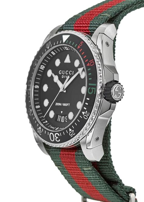 Gucci Dive Black Dial Green And Red Nylon Fabric Strap Mens Watch