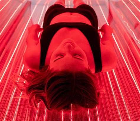full body red light therapy with theralight360 — regen cellular recovery spa