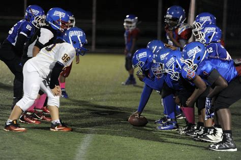 Study finds that playing youth tackle football could lead to severe ...