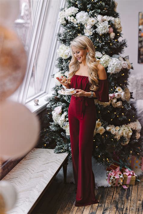 Holiday Party Decor Outfit Ideas Welcome To Olivia Rink