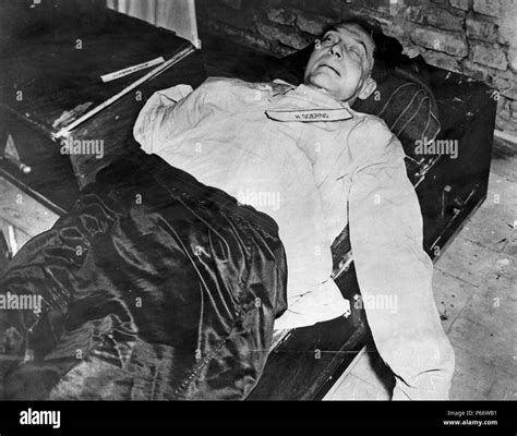 mort d hermann goering leader nazi pendant la guerre et l armée de l air commandant qui s est