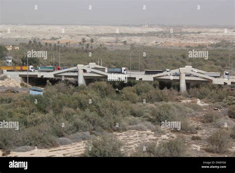 King Hussein Border Crossing Hi Res Stock Photography And Images Alamy