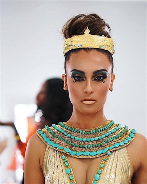 Ancient egyptian men generally kept the hair short or shaved it off. Ancient Egyptian Makeup Nariman Khaled Miss Egypt ...