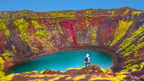 This Otherworldly Volcanic Crater Lake Is A Geological Jewel In Iceland