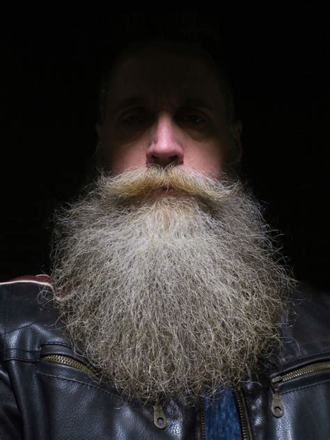 Beardelicious Photo In 2019 Epic Beard Grey Beards Beard Model