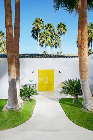 Extreme living room makeover + diy home decor | xo, macenna. 264 best Palm Springs Architecture, Design & Decor images ...