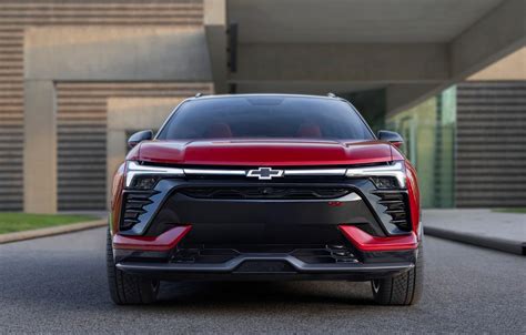 45k Chevy Blazer Ev Churns Out 320 Miles Of Range Or Ss Performance