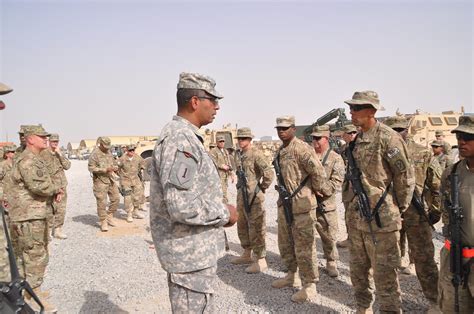Arcent Cg Visits Afsbn Kandahar Lt Gen Vincent K Brooks Flickr
