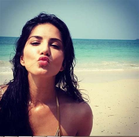 Heres How Sunny Leone Celebrated Her 34th Birthday Entertainment Gallery Newsthe Indian