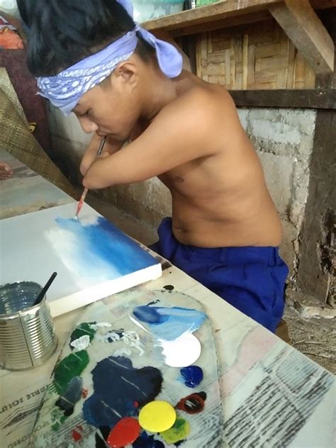 I hope the party goes well.' is there a difference between. PWD Man Uses Talent to Help Family Instead of Losing Hope ...