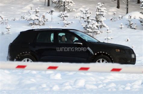 Spy Shots Volkswagen Touareg Tests In The Icy Cold Winding Road Magazine